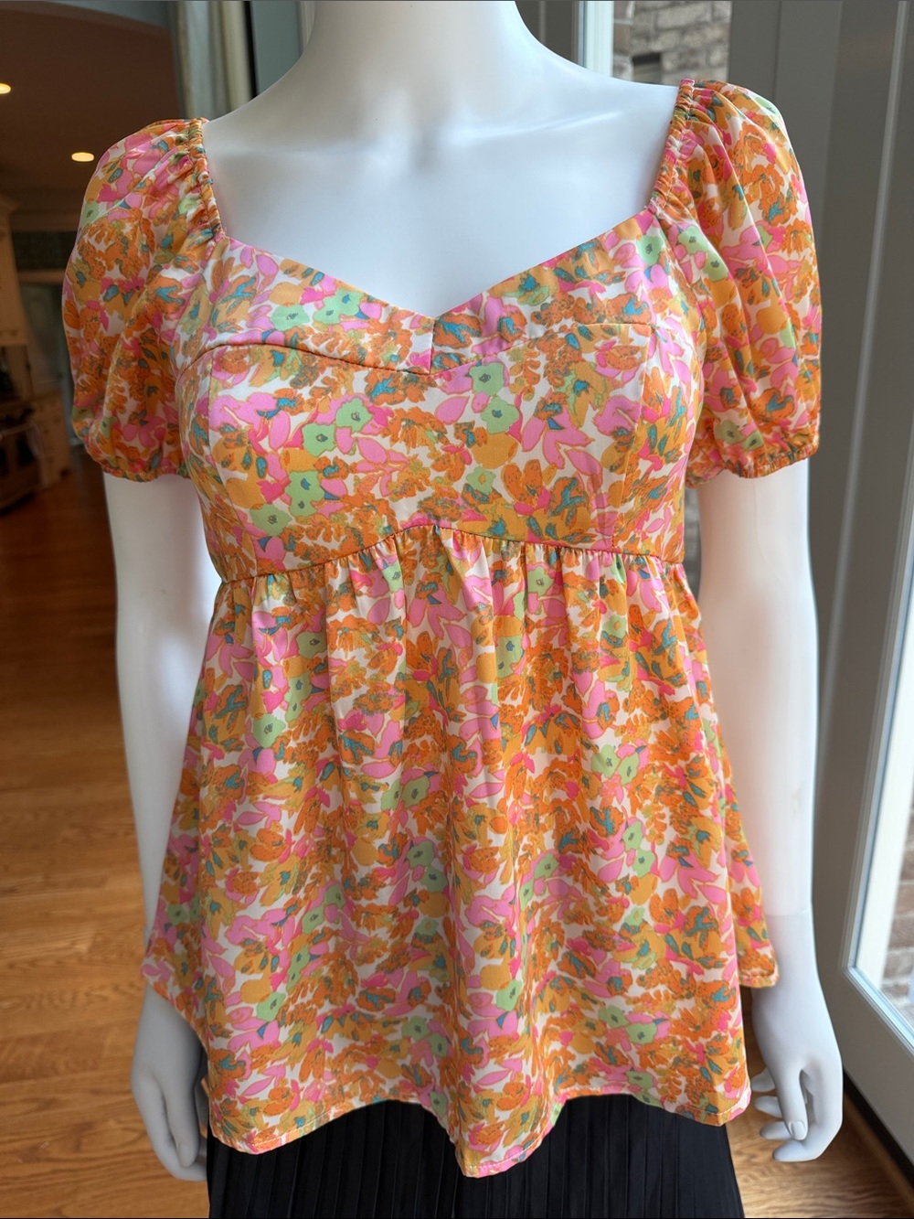 mittoshop Floral Puff-Sleeve Babydoll Top in Orange, Pink & Green